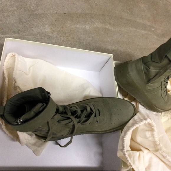 Olive Green High-Top Sneakers main image 15